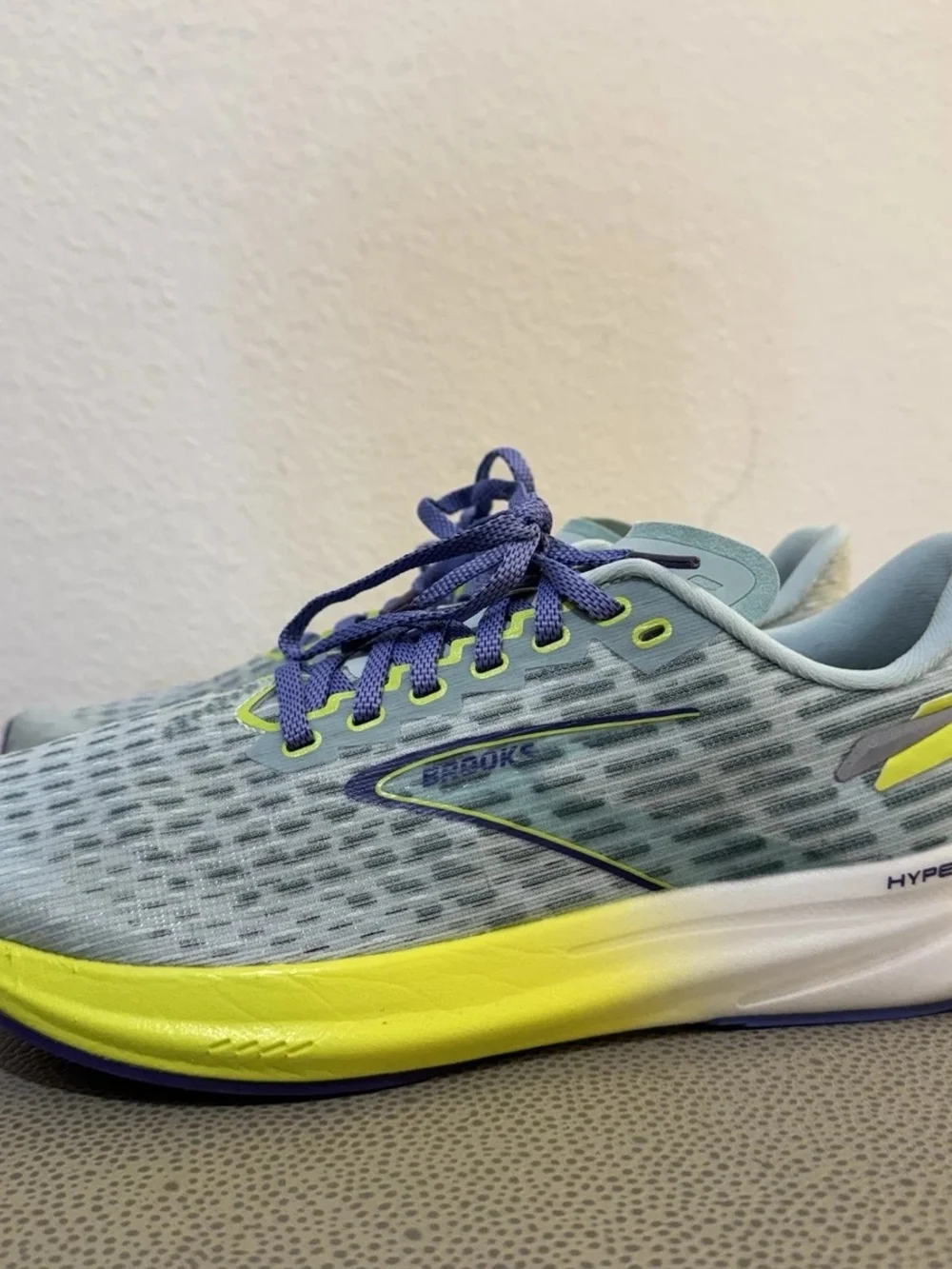 Brooks Hyperion Max Women’s Blue Yellow Running Racing Shoes